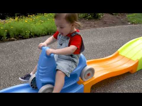 Mini Thrill Seeker Must Have | Deluxe Expandable Growing Kids Roller Coaster | Simplay3